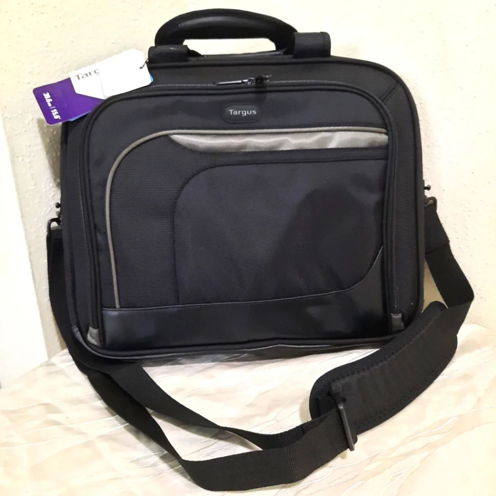 Targus black laptop briefcase